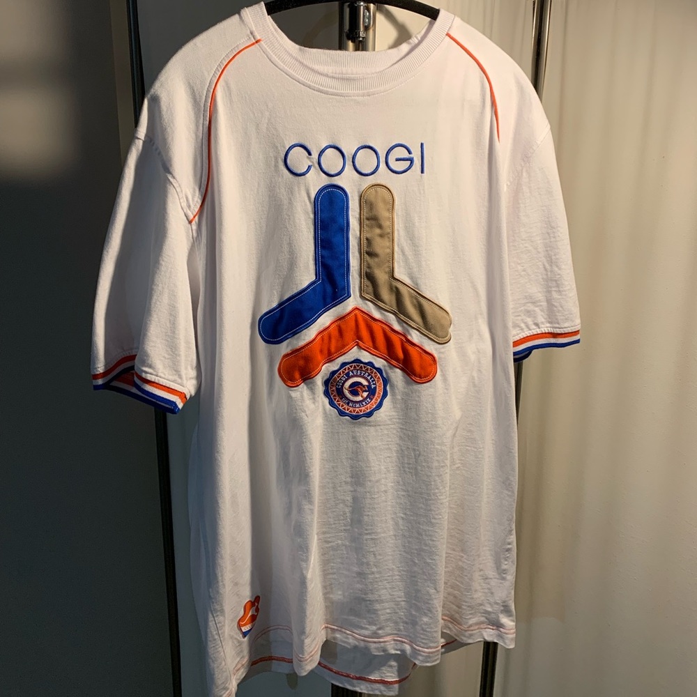 COOGI Men’s vintage T-shirt.